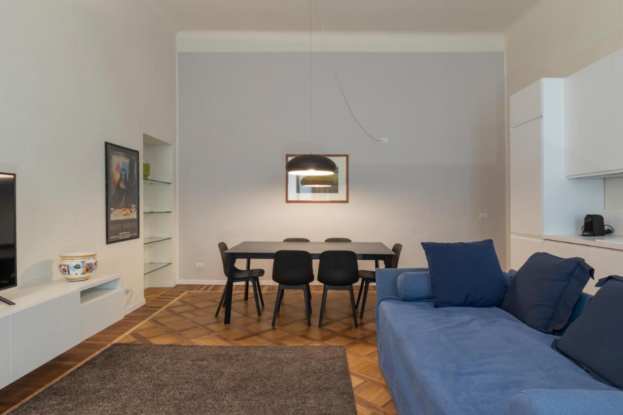 Luxury Apartment Near Duomo Italia 38 Milán Exterior foto