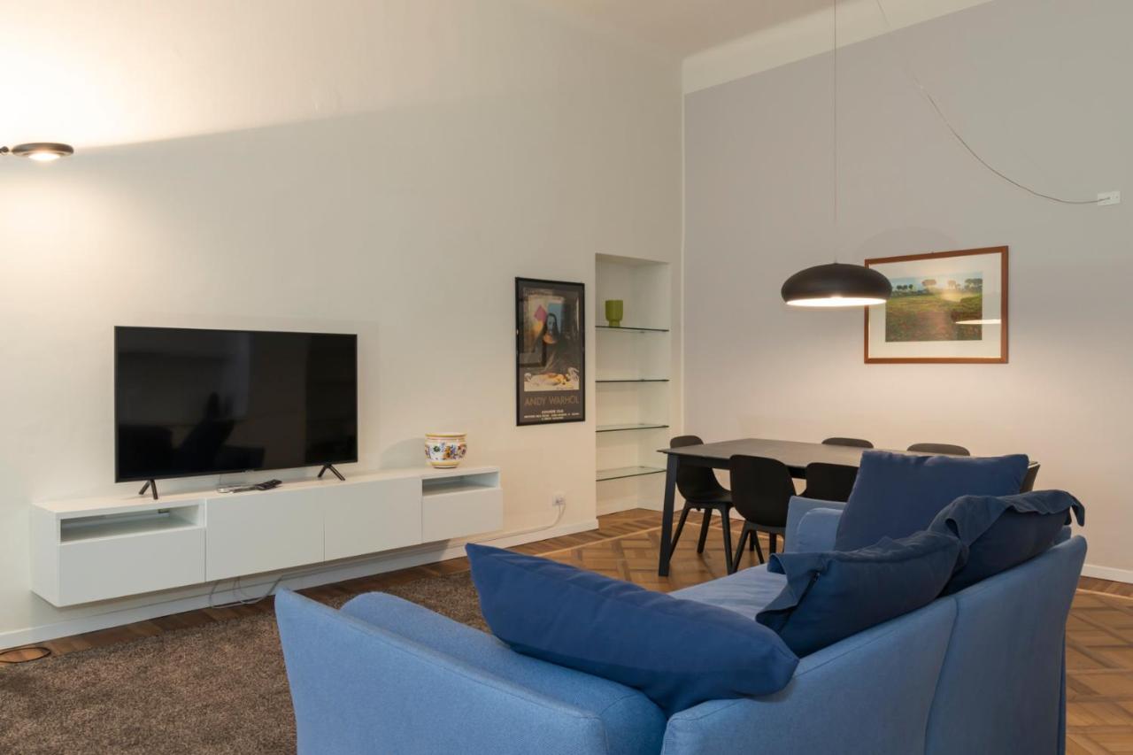 Luxury Apartment Near Duomo Italia 38 Milán Exterior foto