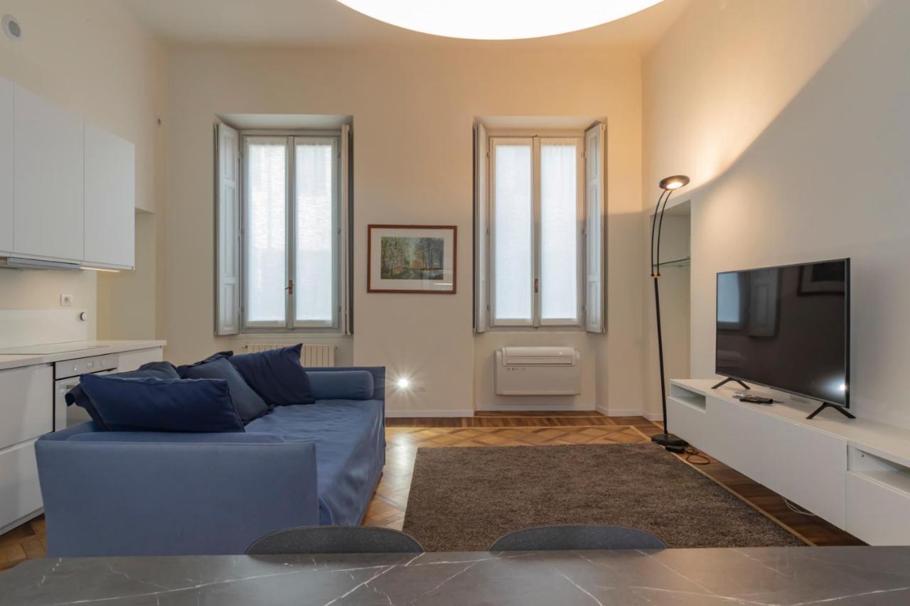 Luxury Apartment Near Duomo Italia 38 Milán Exterior foto